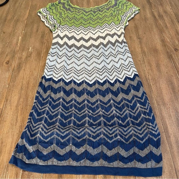 BCBG Knit Mini Dress Open Knit Green Silk Zigzag Grunge Tie Front Fairy Y2K 90’s - Picture 6 of 8